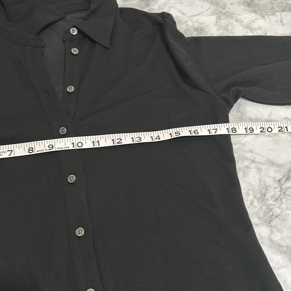BANANA REPUBLIC WOMENS BLOUSE  BUTTON DOWN BLACK Sz SMALL - Picture 9 of 9